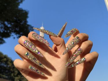 2026 Gothic Charm Press-on Nails, Valentine's Day Long Almond-shaped Press-on False Nails Set, Handmade False Nail Tips (size: M)